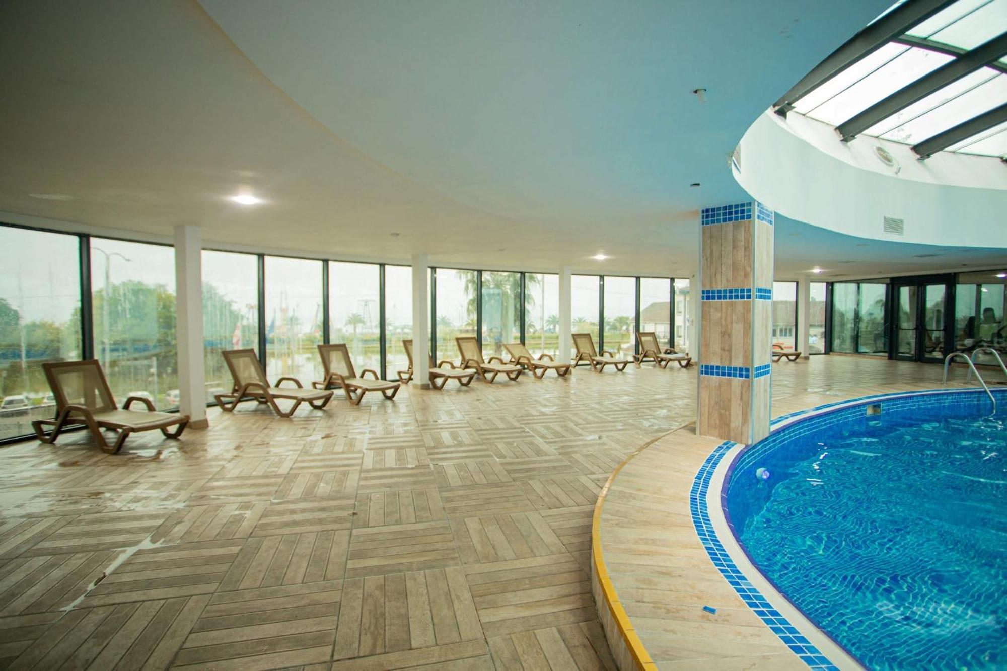 Best Hotel Batumi Exterior foto